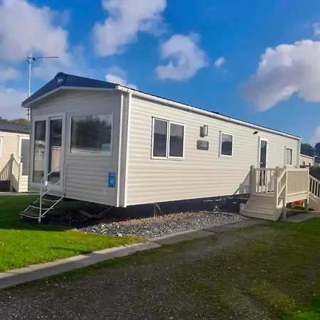 Coniston 28